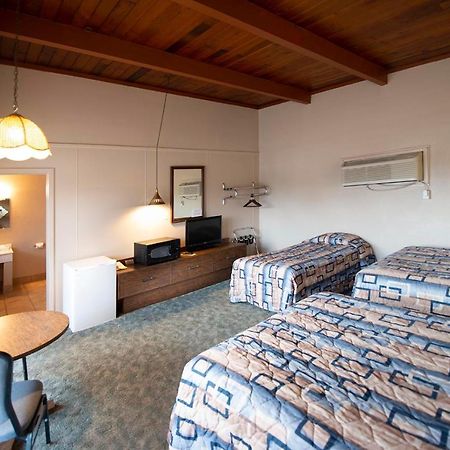 Cedar Inn McCook Kültér fotó