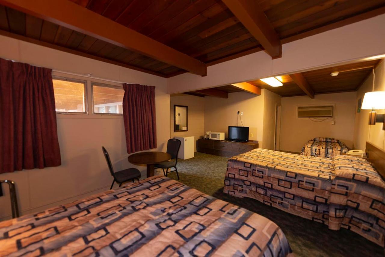 Cedar Inn McCook Kültér fotó