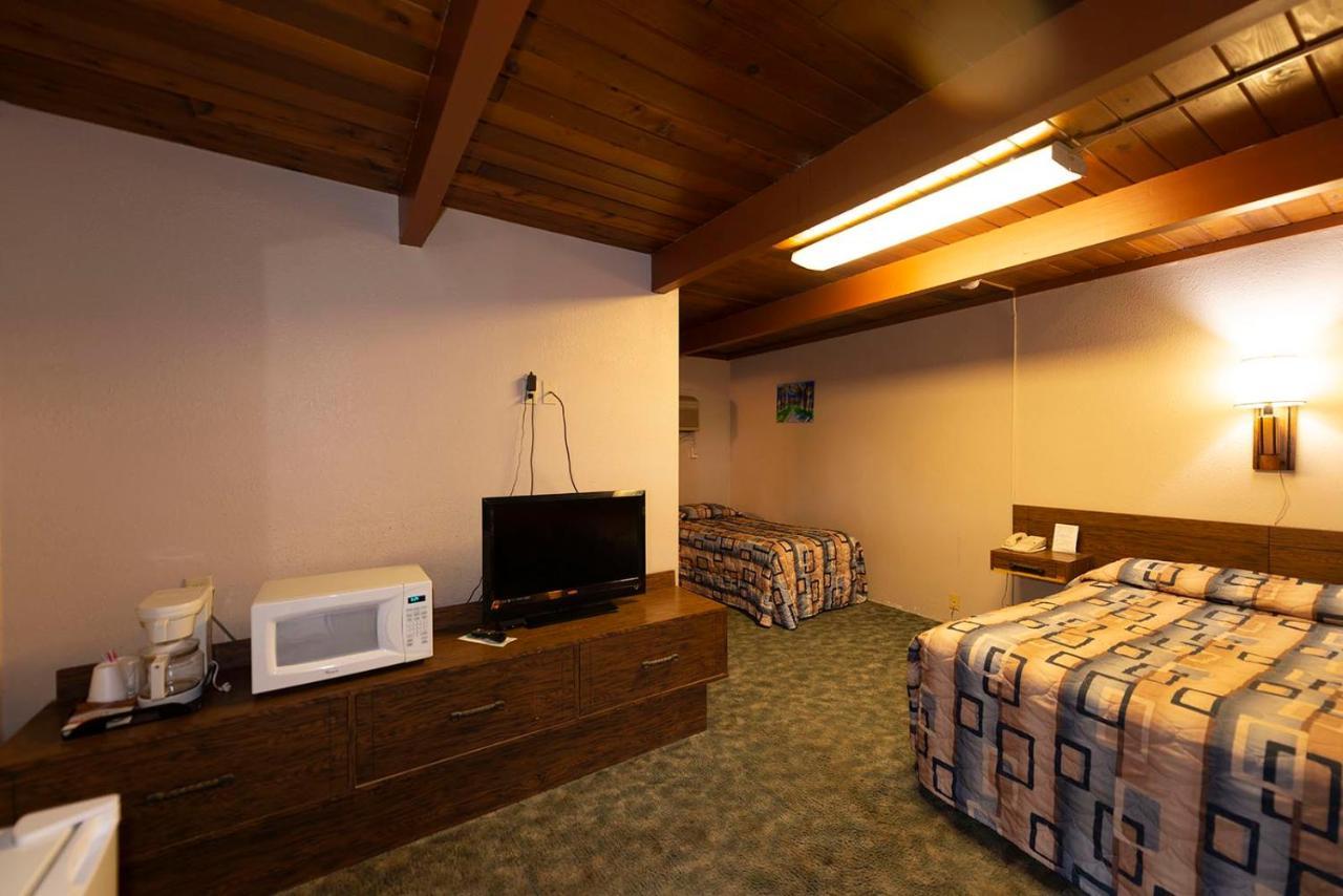 Cedar Inn McCook Kültér fotó