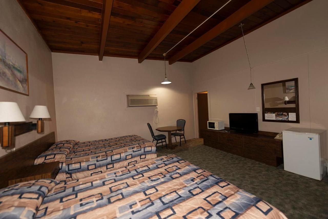 Cedar Inn McCook Kültér fotó