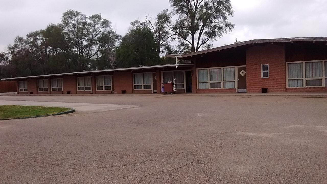 Cedar Inn McCook Kültér fotó