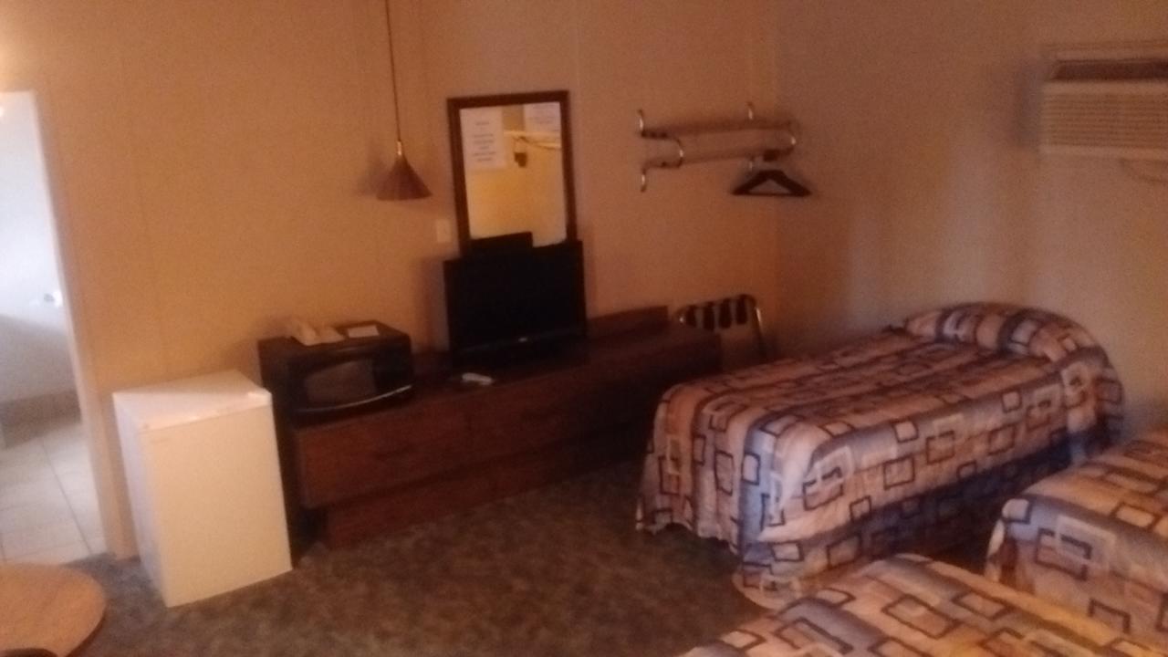 Cedar Inn McCook Kültér fotó